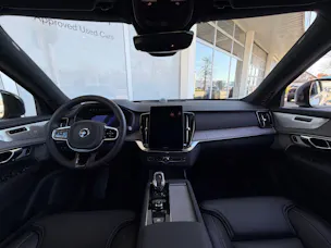 Volvo XC90 T8 eAWD Ultra Dark XCLUSIVE