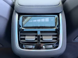 Volvo XC90 T8 eAWD Ultra Dark XCLUSIVE