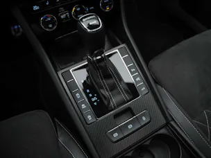 Škoda Superb Combi 2.0 TSI 280 SportLine 4x4 DSG *Facelift*Panorama*Sportsitze*360°Kamera*
