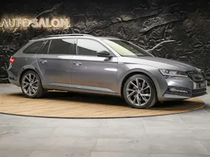 Škoda Superb Combi 2.0 TSI 280 SportLine 4x4 DSG *Facelift*Panorama*Sportsitze*360°Kamera*