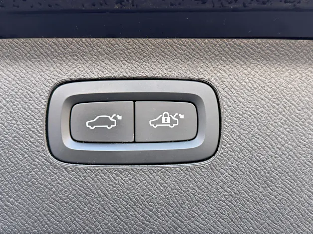 Volvo XC90 B5 Diesel Mild Hybrid AWD R-Design Geartronic