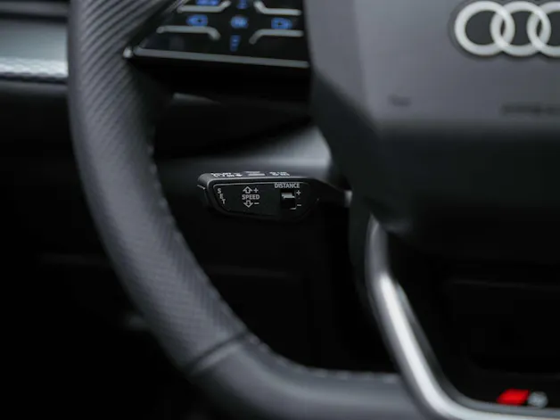 Audi Q5 Sportback TDI quattro 150 kW S-tronic *Beifahrerdisplay*Sitzlüftung*Massage*