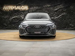 Audi RS3 Sportback 2.5 TSI quattro S-tronic *RS Sport Abgasanlage*RS Sportsitze*Sitzheizung*Adaptives Fahrwerk