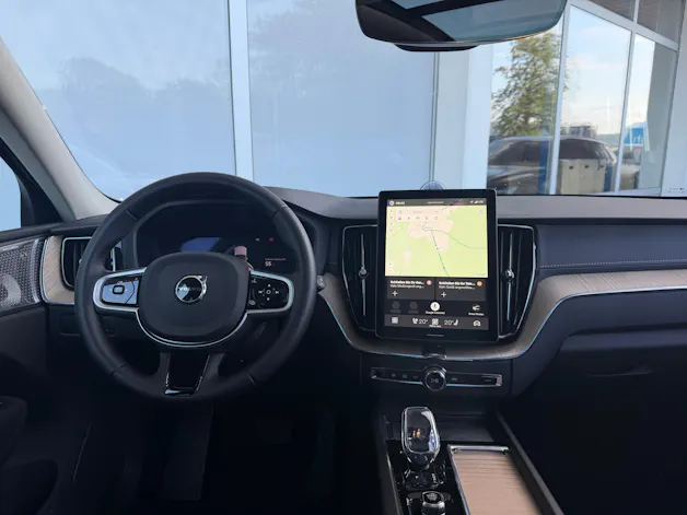 Volvo XC60 T8 eAWD Ultra Dark Geartronic