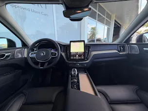 Volvo XC60 T8 eAWD Ultra Dark Geartronic