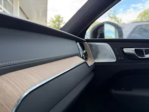 Volvo XC60 T8 eAWD Ultra Dark Geartronic