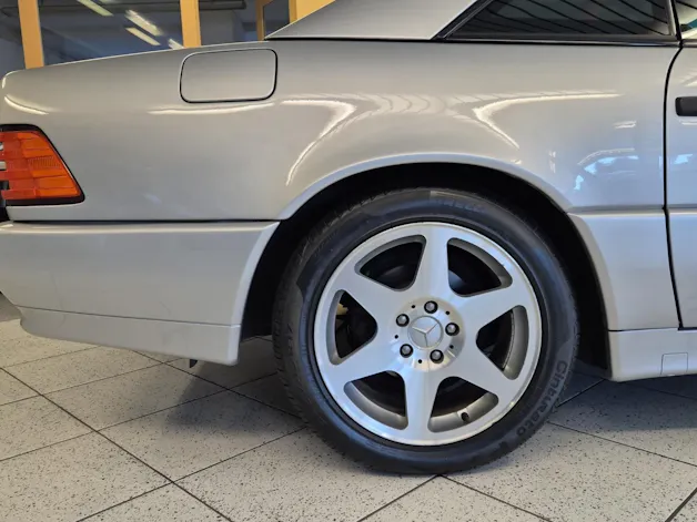 Mercedes-Benz SL 320 Special Edition