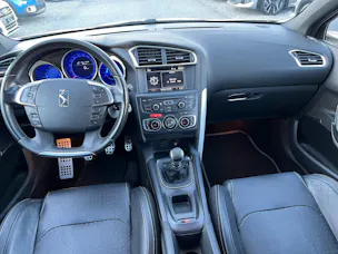 DS Automobiles AUTOMOBILES 4 1.6 THP 200 Sport Chic