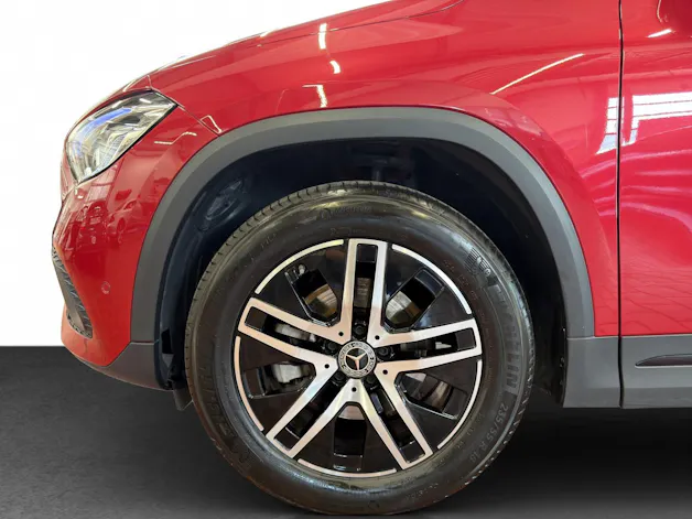 Mercedes-Benz GLA 200 4MATIC