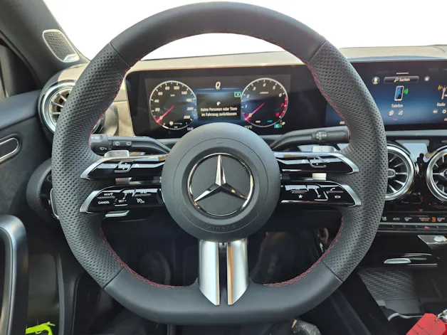 Mercedes-Benz A 220 4Matic 8G-DCT