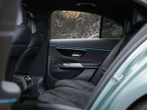Mercedes-Benz E 220 d AMG Line 9G-Tronic *21" Felgen*Assistent Paket*Anhängerkupplung*