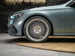 Mercedes-Benz E 220 d AMG Line 9G-Tronic *21" Felgen*Assistent Paket*Anhängerkupplung*