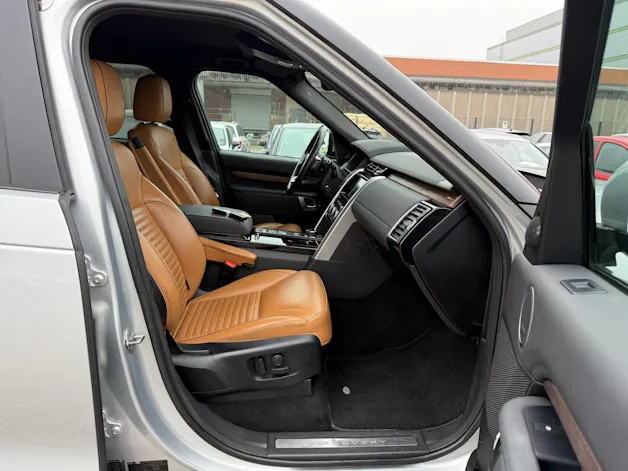 Land Rover Discovery 2.0 Si4 HSE Luxury