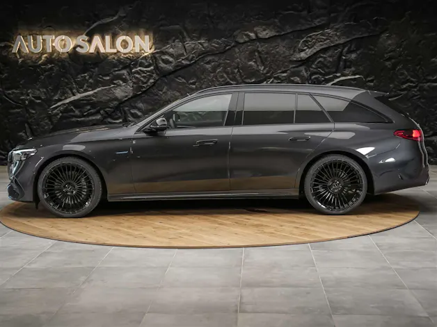 Mercedes-Benz E 220 d AMG Line 4matic Kombi *Werksgarantie*21" Felgen*Abstandsregler*