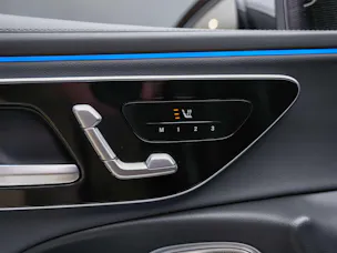 Mercedes-Benz E 220 d 4Matic 9G-Tronic *Werksgarantie*Superscreen*Burmester Soundsystem*360° Kamera*