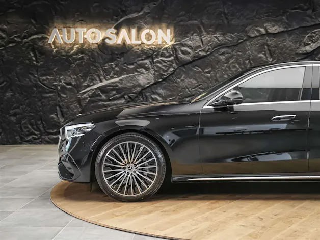 Mercedes-Benz E 220 d 4Matic 9G-Tronic *Werksgarantie*Superscreen*Burmester Soundsystem*360° Kamera*
