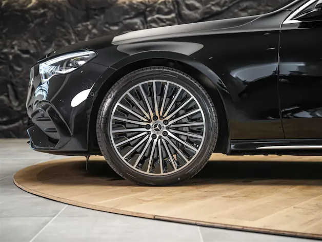Mercedes-Benz E 220 d 4Matic 9G-Tronic *Werksgarantie*Superscreen*Burmester Soundsystem*360° Kamera*