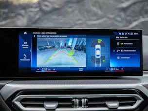 BMW 330i xDrive Steptronic M Sport Pro *Werksgarantie*Abstandsregler*Head Up Display*
