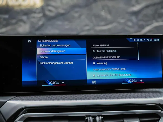 BMW 330i xDrive Steptronic M Sport Pro *Werksgarantie*Abstandsregler*Head Up Display*
