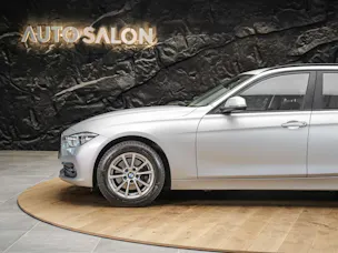 BMW 320d xDrive Touring Steptronic *Head Up Display*Abstandsregler*Adaptiver LED Scheinwerfer*