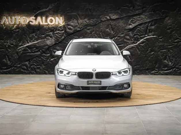 BMW 320d xDrive Touring Steptronic *Head Up Display*Abstandsregler*Adaptiver LED Scheinwerfer*
