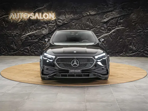 Mercedes-Benz E 220 d 4Matic AMG Line 9G-Tronic *Superscreen*Burmester*360° Kamera*