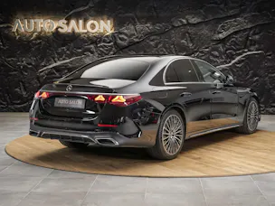 Mercedes-Benz E 220 d 4Matic AMG Line 9G-Tronic *Superscreen*Burmester*360° Kamera*