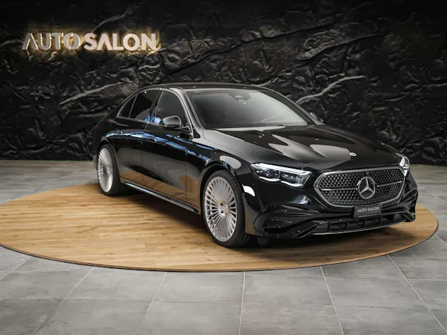 MERCEDES-BENZ E 220 d 4Matic AMG Line 9G-Tronic *Superscreen*Burmester*360° Kamera*