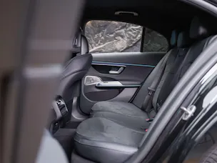 Mercedes-Benz E 220 d 4Matic AMG Line 9G-Tronic *Superscreen*Burmester*360° Kamera*
