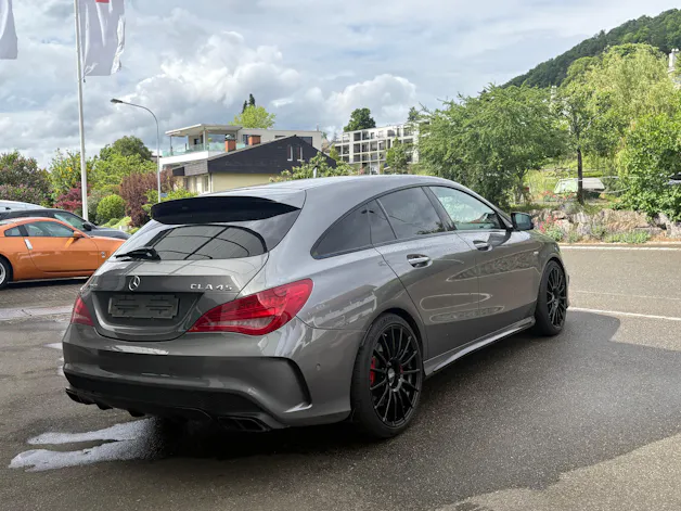 Mercedes-Benz CLA Shooting Brake 45 AMG 4Matic Speedshift