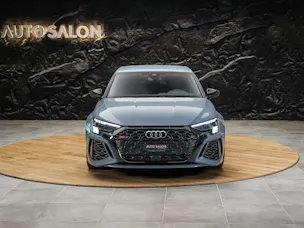 Audi RS3 Limousine 2.5 TSI quattro S-tronic *Massage*Sportabgas*Matrix LED*