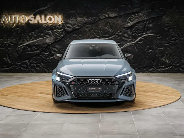 Audi RS3 Limousine 2.5 TSI quattro S-tronic *Massage*Sportabgas*Matrix LED*