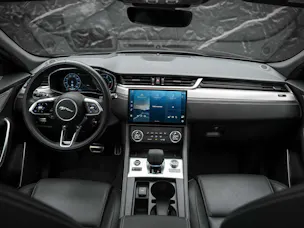 Jaguar F-Pace 3.0 D I6 R-Dynamic SE AWD *Facelift*Panorama*Head-Up*