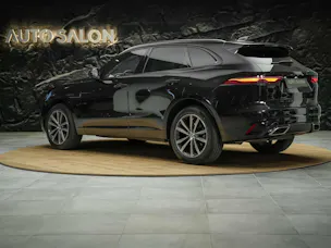 Jaguar F-Pace 3.0 D I6 R-Dynamic SE AWD *Facelift*Panorama*Head-Up*