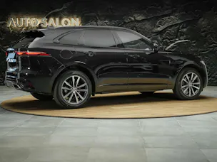 Jaguar F-Pace 3.0 D I6 R-Dynamic SE AWD *Facelift*Panorama*Head-Up*