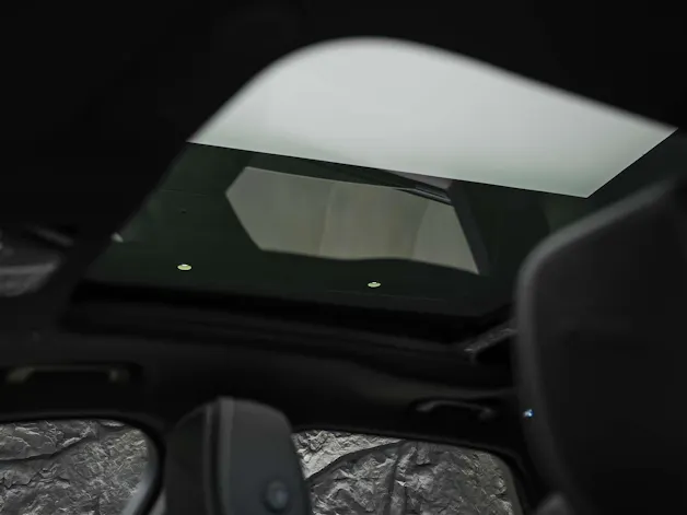 Jaguar F-Pace 3.0 D I6 R-Dynamic SE AWD *Facelift*Panorama*Head-Up*