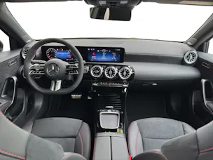Mercedes-Benz A 220 4Matic 8G-DCT