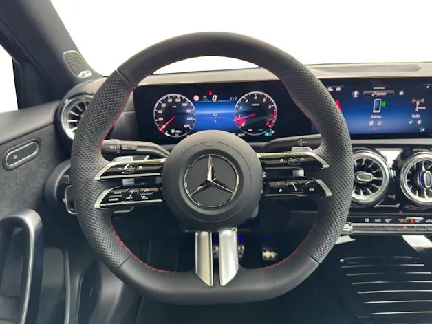 Mercedes-Benz A 220 4Matic 8G-DCT