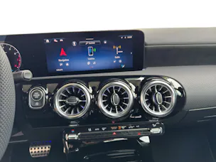 Mercedes-Benz A 220 4Matic 8G-DCT