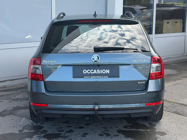 Škoda Octavia Combi 2.0 TSI Soleil 4x4 DSG