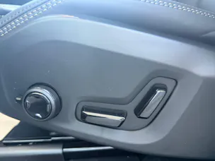 Volvo XC60 T8 eAWD Ultra Dark Geartronic