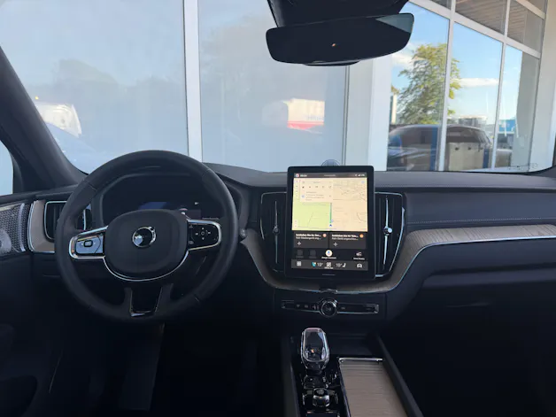 Volvo XC60 T8 eAWD Ultra Dark Geartronic