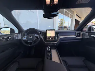Volvo XC60 T8 eAWD Ultra Dark Geartronic