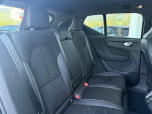 Volvo XC40 B4 Benzin Mild Hybrid AWD R-Design Geartronic