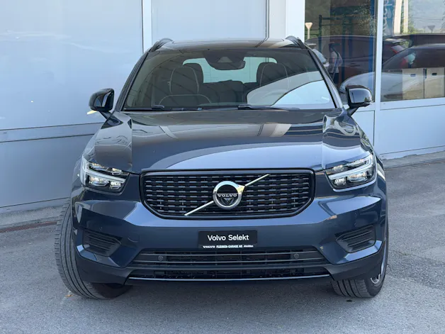 Volvo XC40 B4 Benzin Mild Hybrid AWD R-Design Geartronic