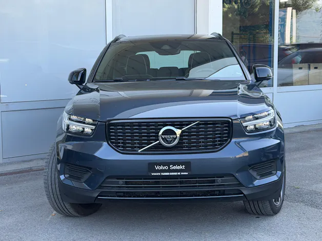 Volvo XC40 B4 Benzin Mild Hybrid AWD R-Design Geartronic