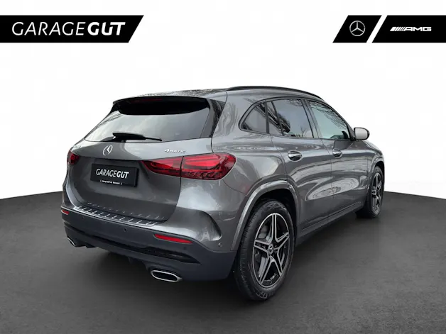 Mercedes-Benz GLA 250 4Matic Swiss Star