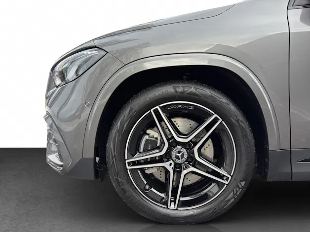Mercedes-Benz GLA 250 4Matic Swiss Star