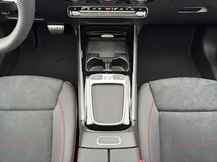 Mercedes-Benz GLA 250 4Matic Swiss Star