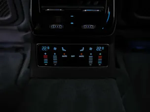 Audi A6 Limousine S Line TDI quattro S tronic *Leder*Werksgarantie*360° Kamera*Abstandsregler*